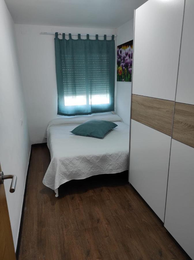 Apartamento Ла Пинеда Екстериор снимка